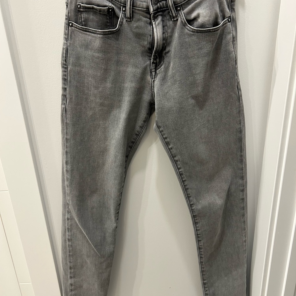 GAP Men's Charcoal Skinny Jeans 30 x 32